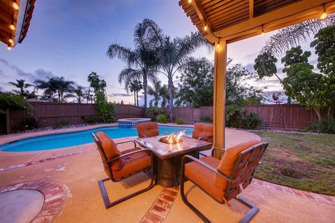 5702 Dartmoor Cir, Oceanside, CA 92057 photo 24