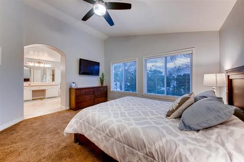 5702 Dartmoor Cir, Oceanside, CA 92057 photo 15