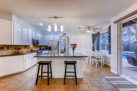 5702 Dartmoor Cir, Oceanside, CA 92057 photo 7