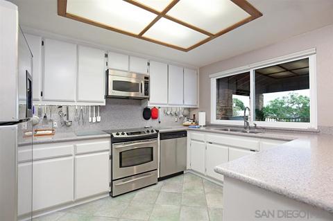 8247 Melrose Ln, El Cajon, CA 92021 photo 10