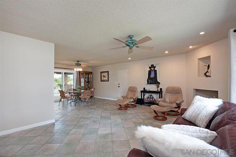 8247 Melrose Ln, El Cajon, CA 92021 photo 6