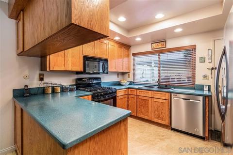 531 Lime Tree Way, Oceanside, CA 92058 photo 5