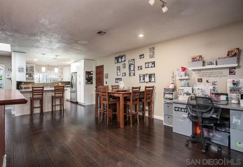 8710 Paseo Bello, Santee, CA 92071 photo 3