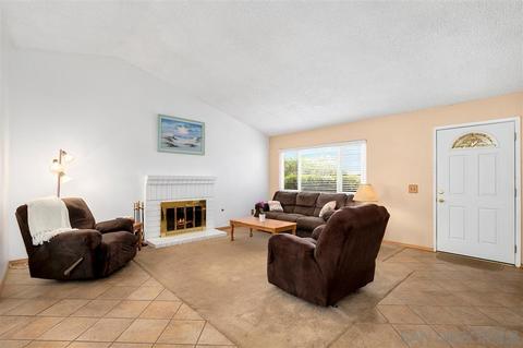 10975 Cabo Ct, Santee, CA 92071 photo 4