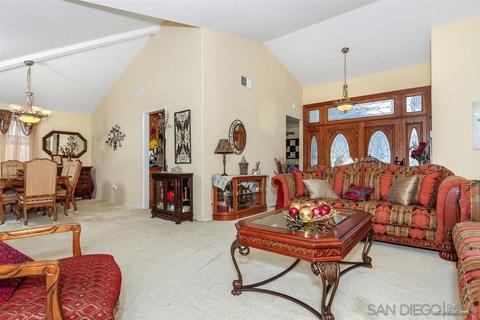 1731 Edgebrook Pl, Escondido, CA 92026 photo 5