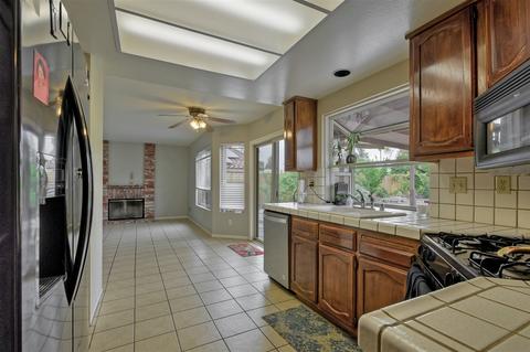 1458 Powell, Oceanside, CA 92056 photo 10