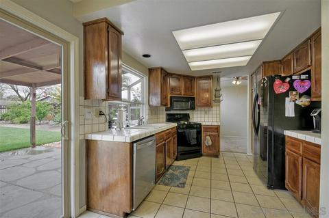 1458 Powell, Oceanside, CA 92056 photo 7