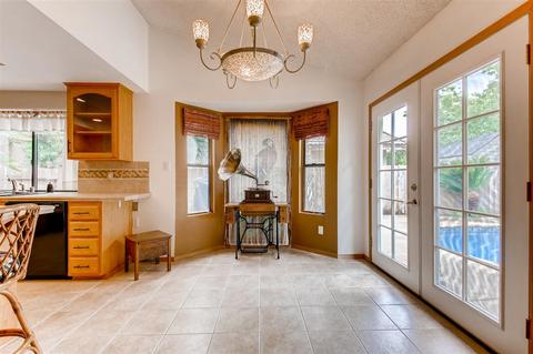 309 Cheyenne Ln, Escondido, CA 92026 photo 6