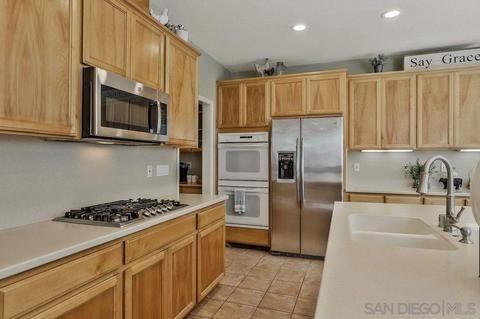 882 Shortland Cir, Manteca, CA 95337 photo 7