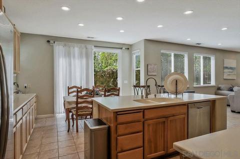 882 Shortland Cir, Manteca, CA 95337 photo 9