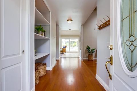 2101 Steiger, Oceanside, CA 92056 photo 2