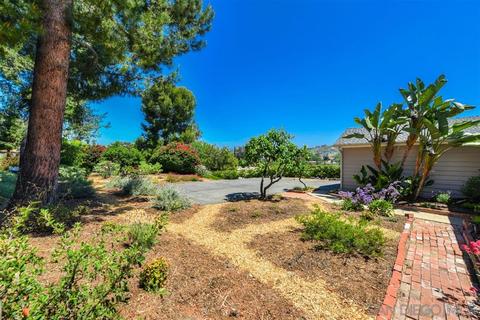 1129 Viewmont Dr, Escondido, CA 92027 photo 24