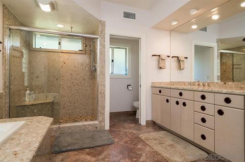 1413 Hidden Mesa View Dr, El Cajon, CA 92019 photo 10