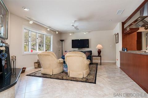 1413 Hidden Mesa View Dr, El Cajon, CA 92019 photo 8
