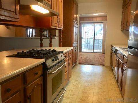 1555 Jasper Ave, Chula Vista, CA 91911 photo 17