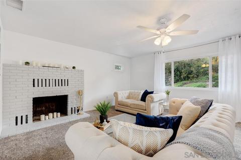 2193 Via Cascabel, Escondido, CA 92027 photo 2