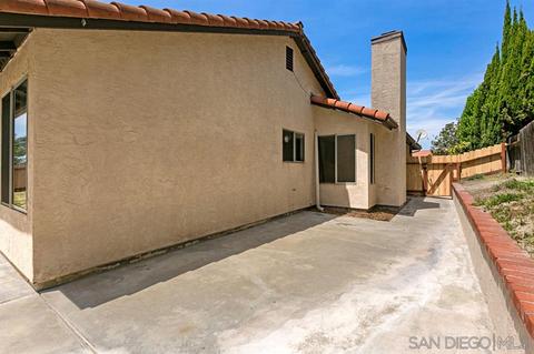 4699 Lofty Grove Dr, Oceanside, CA 92056 photo 18