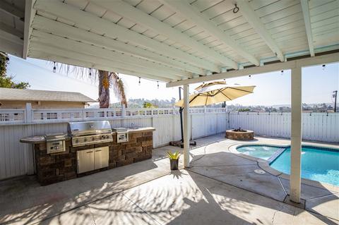 482 Rienstra Ct, Chula Vista, CA 91911 photo 17