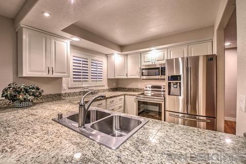 289 Stage Coach Rd, Oceanside, CA 92057 photo 1