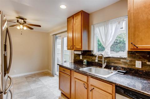 9220 Kenwood Dr #D, Spring Valley, CA 91977 photo 1
