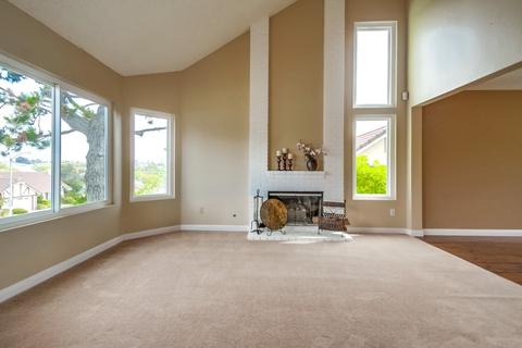 1402 Crestview Dr, Oceanside, CA 92056 photo 2