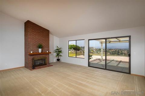 2238 Winsome Pl, Escondido, CA 92029 photo 3