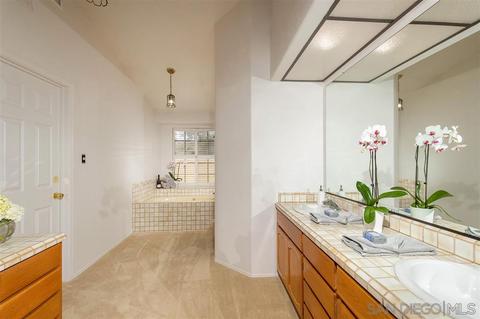 2238 Winsome Pl, Escondido, CA 92029 photo 12