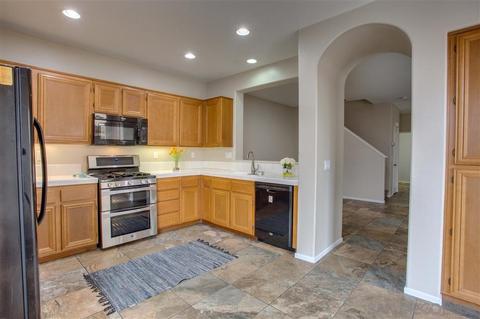 4474 Brisbane Way #5, Oceanside, CA 92058 photo 2