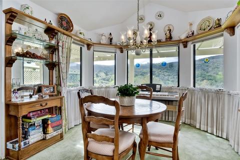 29154 Laurel Valley Dr, Vista, CA 92084 photo 9