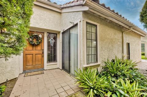 29154 Laurel Valley Dr, Vista, CA 92084 photo 5