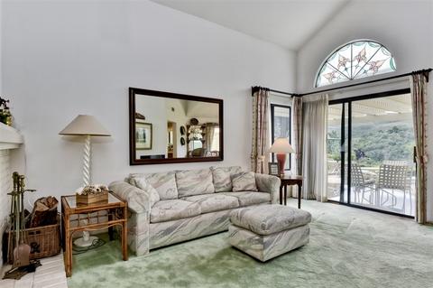 29154 Laurel Valley Dr, Vista, CA 92084 photo 8