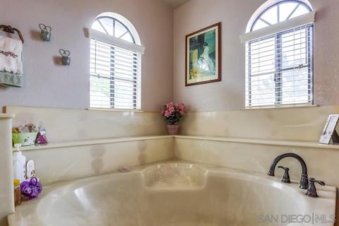 1575 Avenida Arriba, El Cajon, CA 92020 photo 13
