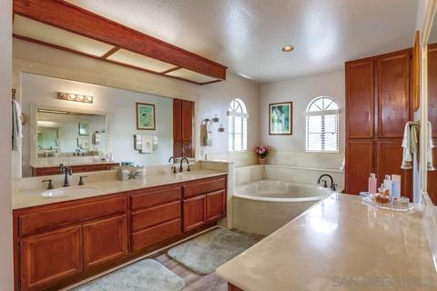 1575 Avenida Arriba, El Cajon, CA 92020 photo 12