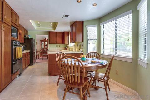 1575 Avenida Arriba, El Cajon, CA 92020 photo 9