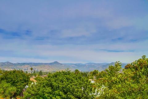 1626 Boyle Ave, Escondido, CA 92027 photo 2