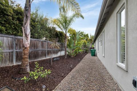 2876 Vista Acedera, Carlsbad, CA 92009 photo 7