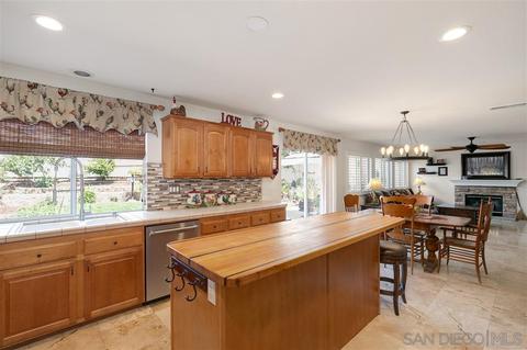344 La Purisma Way, Oceanside, CA 92057 photo 8