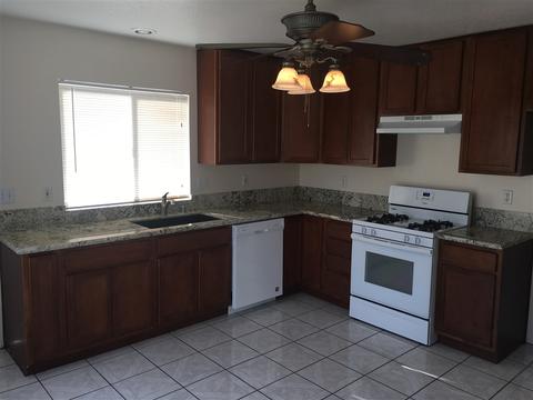 44525 La Paz Rd, Temecula, CA 92592 photo 2