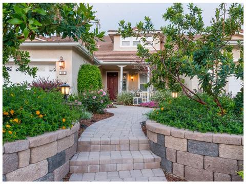 664 S Hidden Trails Rd, Escondido, CA 92027 photo 1