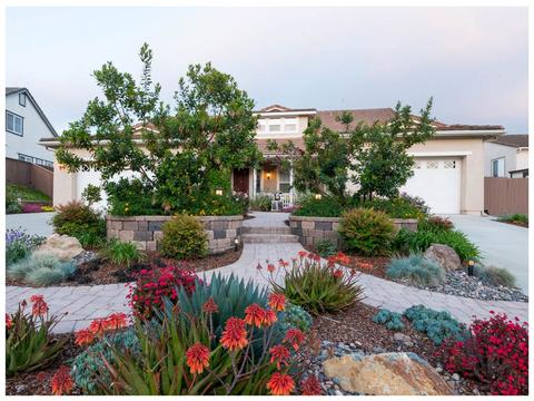 664 S Hidden Trails Rd, Escondido, CA 92027 photo 2