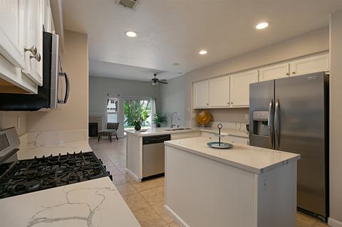 3916 Arista Way, Oceanside, CA 92058 photo 9