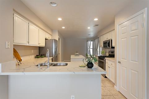 3916 Arista Way, Oceanside, CA 92058 photo 7