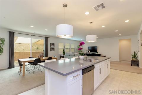 30086 Redding, Murrieta, CA 92563 photo 10