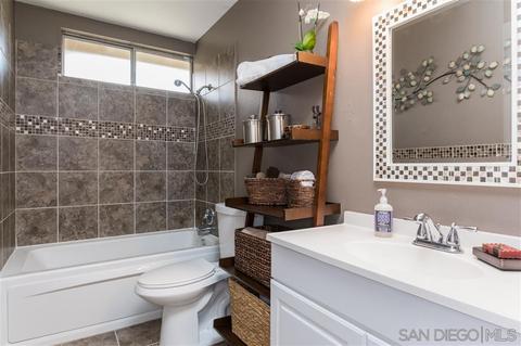 4836 Claire Dr, Oceanside, CA 92057 photo 14