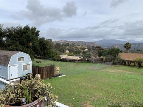 1130 La Cresta Blvd, Crest, CA 92021 photo 3