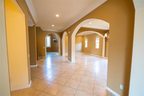 681 Sandra Ln, El Cajon, CA 92019 photo 4