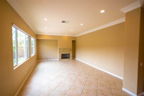 681 Sandra Ln, El Cajon, CA 92019 photo 10