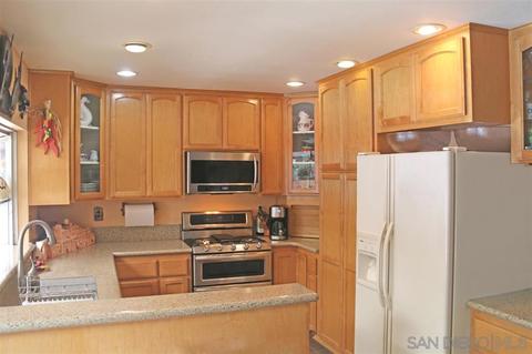 10053 Cedar Springs Dr, Santee, CA 92071 photo 2