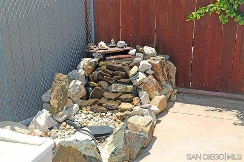 10053 Cedar Springs Dr, Santee, CA 92071 photo 3