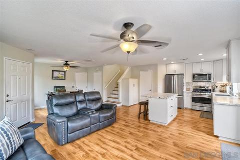 268 Apple Gln, Escondido, CA 92025 photo 8